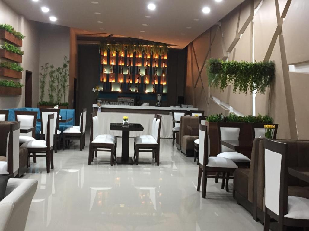Hotel Innova Tarija Exteriör bild
