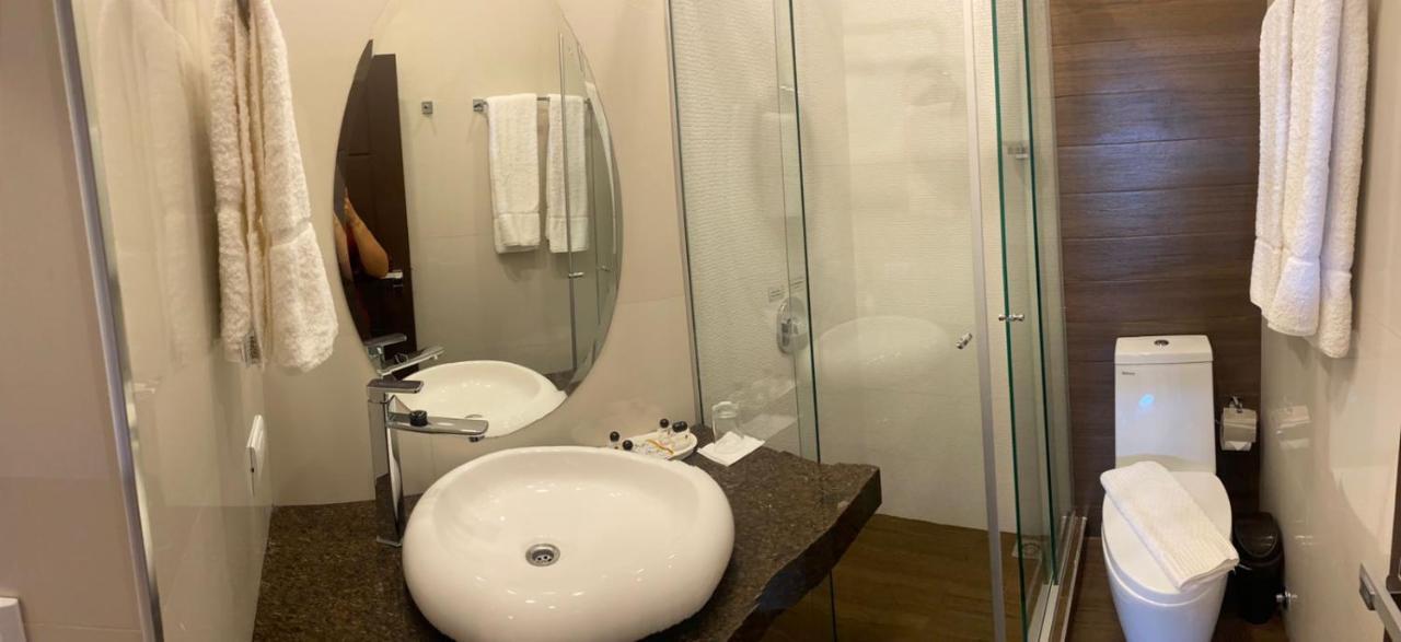 Hotel Innova Tarija Exteriör bild